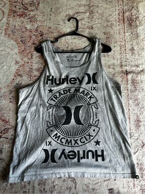 Hurley Men’s Gray Graphic Tank Top